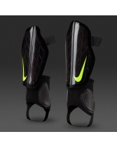 儿童护腿板Nike Youth Protegga Flex 耐克足球护具护腿板